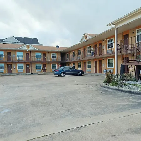 Oyo American Inn And Suites Victoria